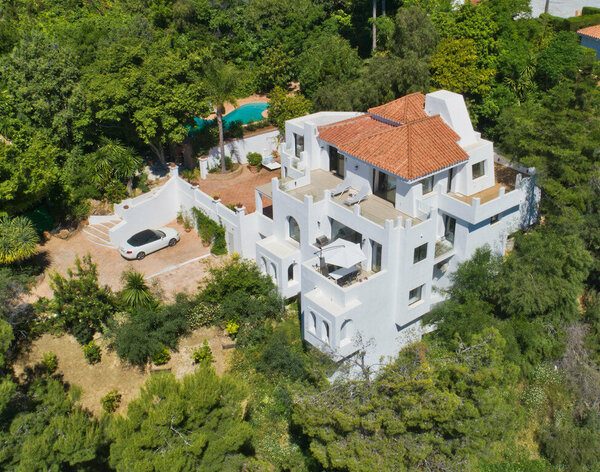 ESVH4: Top Villa with 5Beds and impressiv panoramic Sea View in Nueva Andalucia