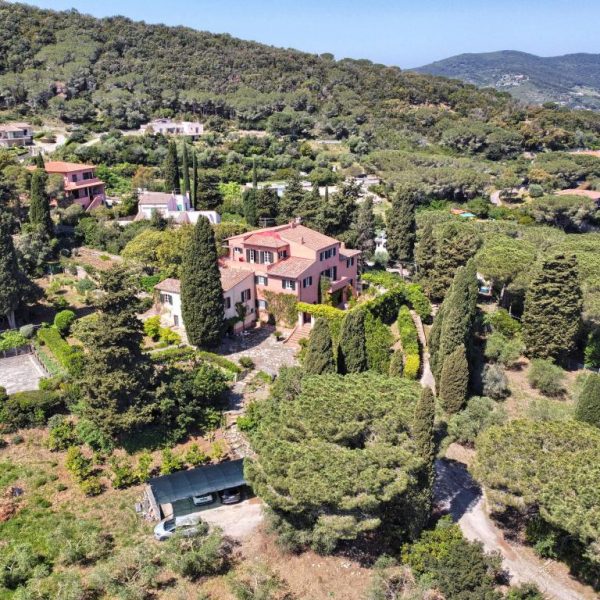 ITELVH1: Romantic Villa with 8Bed. in Top Location with Sea View at Portoferraio/Elba